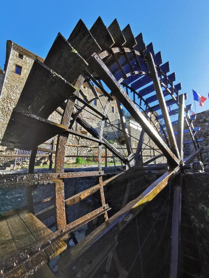 Le Moulin Du Temps -Chambres Et Lounge Bar Au Bord De La Riviere Corbés Eksteriør billede