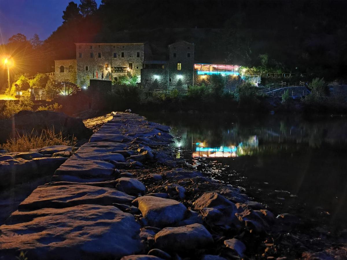 Le Moulin Du Temps -Chambres Et Lounge Bar Au Bord De La Riviere Corbés Eksteriør billede